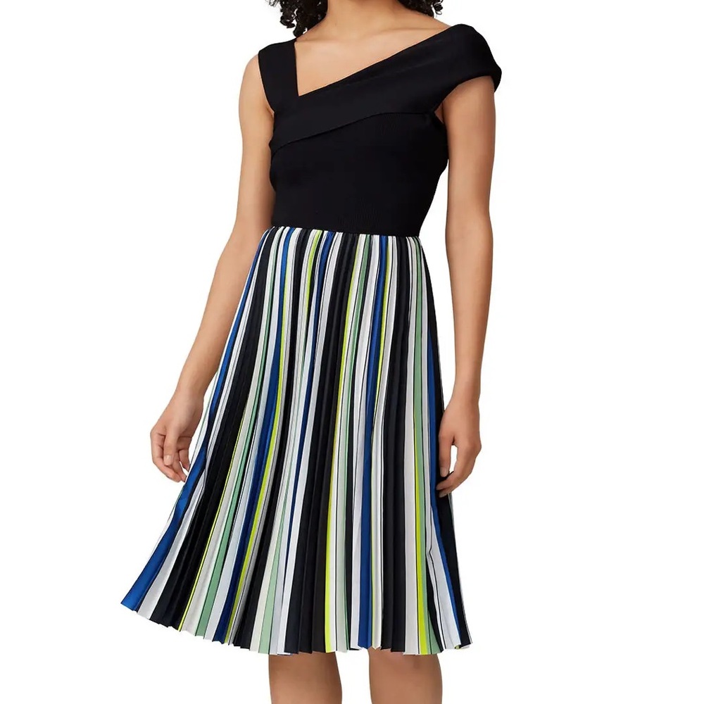 Sachin + Babi Navy Knit Top